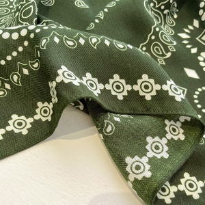 Bandana noir brodé, bandana multifonction pour <span class=keywords><strong>chien</strong></span>, bandana doux et respirant abordable pour les patients atteints de cancer - Product Image 5