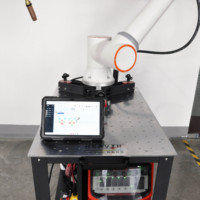 Robot de soudage collaboratif 6 axes Megmeet MIG Machine automatique à noyau de moteur contrôlé par PLC