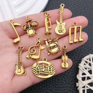 Breloques d'instruments de musique en alliage de zinc doré antique (Guitare/Violon/Batterie/Saxophone/Trompette) pour accessoires de bracelet/collier DIY - Product Image 4