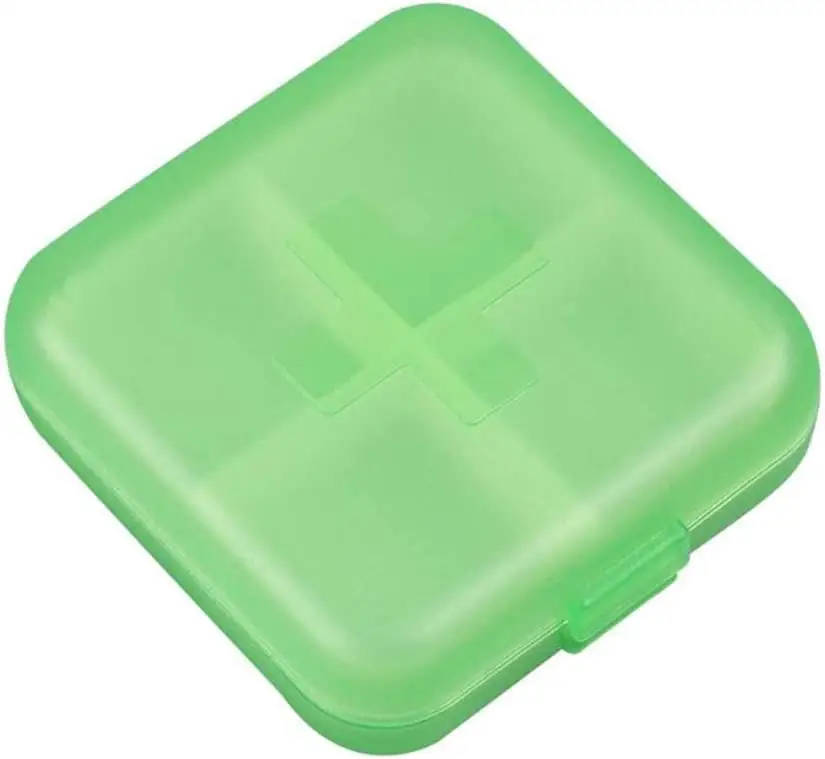 Portapillole quadrato in plastica a 4 casse all'ingrosso portapillole da viaggio Mini scatola portaoggetti quadrata in plastica contenitore per orecchini