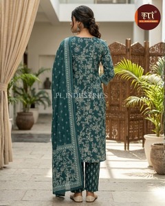 Ensemble de costume en coton cousu élégant pour femmes, tissu doux, look ethnique traditionnel, tenue de soirée, séchage rapide disponible - Product Image 2