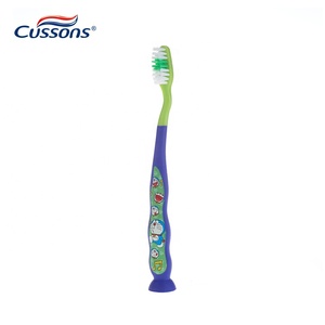 Spazzolino da denti per bambini con coperchio e ventosa - Product Image 4