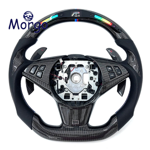 Accessoires intérieurs de voiture, volant en fibre de carbone de qualité supérieure avec écran LED pour <span class=keywords><strong>BMW</strong></span> Série 5 E60 M5 E63 E64 - Product Image 1