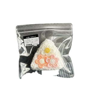 Jouet à presser en forme de boulette de riz triangulaire réaliste de 6 cm, nouveau design pour les enfants de 5 à 8 ans et les adultes, soulagement du stress, matériau TPR - Product Image 6