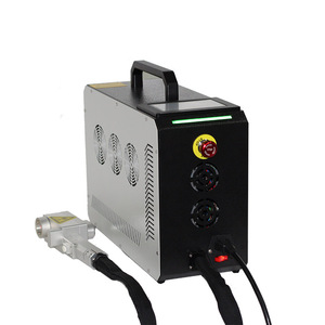 Machine de nettoyage laser à fibre pulsée portative 100-200W pour l'élimination de la rouille et des revêtements - Product Image 2