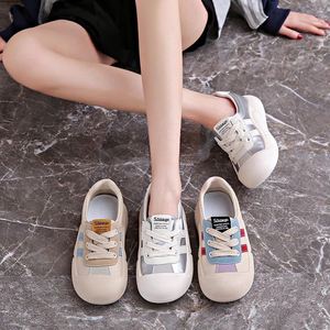 Zapatillas de entrenamiento alemanas versátiles de verano para mujer, novedad 2026, con suela gruesa y suave que evita el cansancio de los pies, estilo casual. - Product Image 5