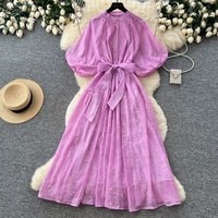 Robe longue décontractée pour femme, élégante, jaune, à fleurs brodées, coupe trapèze, col montant, manches bouffantes, ceinturée, pour le quotidien