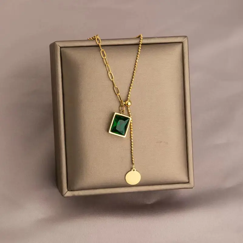 Aço inoxidável jóias Atacado titânio aço esmeralda pingente colar High-end zircão verde colar