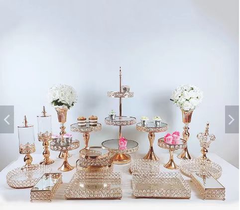 Ensemble de 19 pièces