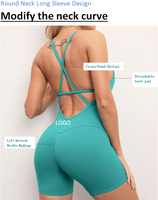 Pantalons de yoga sans couture personnalisés, combinaison de sport dos nu à découpes pour l'entraînement physique.