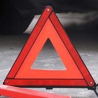 Kit d'outils de sécurité routière d'urgence en Chine trépied de signe de voiture clignotant avec kit d'outils d'urgence de voiture de triangle d'avertissement