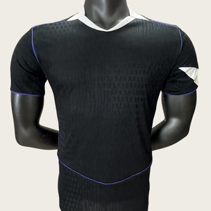 泰国球员定制足球球衣-高品质100%涤纶圆领短袖透气220克面料重量OEM服务 - Product Image 1