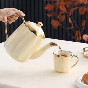Ensembles de tasses design créatif théière en céramique colorée d'art et ensemble de six tasses avec plateau de service pour <span class=keywords><strong>coffret</strong></span> cadeau boîtes de couleur cadeau de mariage - Product Image 5