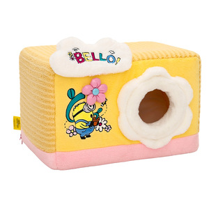 Casa para Gatos Minions, Cuadrada, para Todas las Estaciones, para Gatos Pequeños - Product Image 1