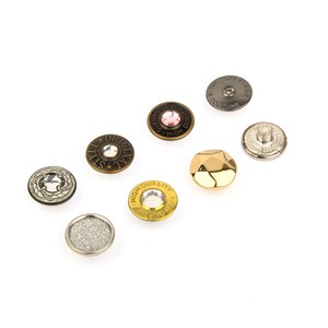 Boutons en alliage de zinc pour jeans, rivets métalliques gravés sur mesure, boutons en denim avec logo en relief, boutons à pression pour veste - Product Image 2