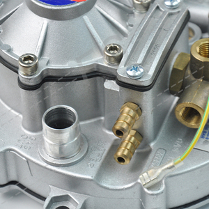 Reductor de <span class=keywords><strong>GNC</strong></span> 12V 24V FC-98, Kit de Carburador Reductor de Gas GNV de 3ra Generación, Regulador de Punto Único EFI - Product Image 4