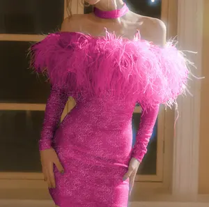 Lüks parti kulübü eğilim 2024 pembe tırmanmak askısız kabarık tüy seksi Mini Ballgown elbiseler kadınlar