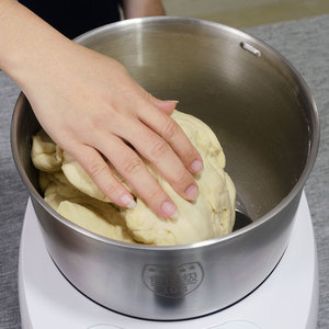 Offre Spéciale : Robot Culinaire 3-en-1 pour la Maison – Petit Pétrin Automatique et Mélangeur Commercial de Lait Entièrement Automatique - Product Image 4