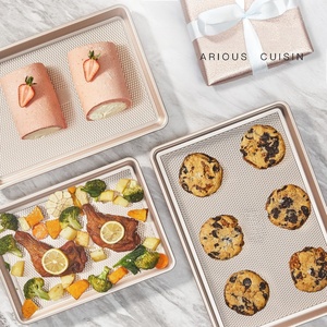 Ensemble de 3 plaques à pâtisserie de qualité commerciale en acier au carbone, plaque de cuisson antiadhésive, compatible four et lave-vaisselle, pour restaurant - Product Image 4