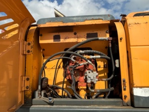 ¡OFERTA ESPECIAL! Excavadora de ruedas Hyundai 210W-9T usada, motor diésel, bomba hidráulica, buena calidad, legal para carretera, lista para trabajar, modelo 2018 - Product Image 6