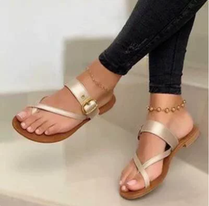 Sandalias casuales de espiga con puntera cerrada para mujer, pantuflas de suela plana con correa ancha y parte superior de tela resistente para uso durante todo el año. - Product Image 3