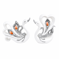 Paire de cygnes en porcelaine plaqués or avec incrustation de strass et de lys calla, cadeau de mariage, ornement de table, décoration intérieure
