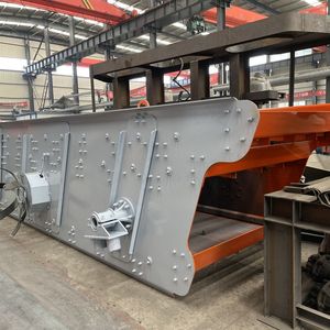 Saatlik 200 Ton Kapasiteli Titreşimli Elek Kum ve Çakıl Agrega Sınıflandırma Eleği Madencilik Titreşimli Elek - Product Image 3