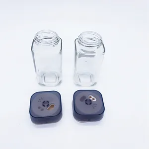 Factory Kitchen Use 100ml Spice Container Square Glass Bottle For Spices Pacing With High Quality Shaker Cap