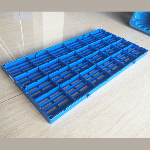 Panel de Rejilla para Piso de Plástico 1006B Azul Rey, Impermeable, Encajable, Tapete para Pasillos de Almacén, Forma Rectangular - Product Image 2