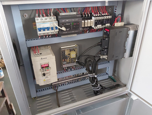 Machine d'emballage automatique de bonbons et de chocolats, type PLC, machine d'emballage de bonbons à double torsion - Product Image 3