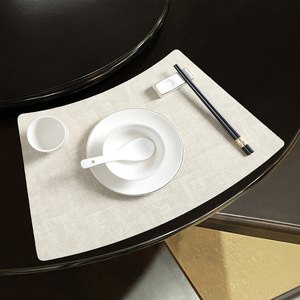 Waaiervormige PU-lederen placemat Dubbelzijdige stoftextuur Hittebestendige tafelmat Eettafeldecoratie in Scandinavische stijl - Product Image 4