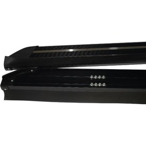 Protectores de Umbral de Puerta para Mazda CX50, de Aleación de Aluminio, Antideslizantes, Resistentes al Desgaste, Fáciles de Instalar - Product Image 3