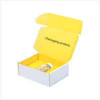 Emballage en papier ondulé personnalisé pour vêtements, cosmétiques, parfums, avec bande détachable, impression personnalisée, fermeture autocollante, boîte d'expédition, boîte cadeau avec logo