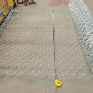 Cerca <span class=keywords><strong>de</strong></span> eslabones <span class=keywords><strong>de</strong></span> cadena aluminizada <span class=keywords><strong>de</strong></span> calibre 9, forma <span class=keywords><strong>de</strong></span> agujero <span class=keywords><strong>de</strong></span> diamante, <span class=keywords><strong>alambre</strong></span> <span class=keywords><strong>de</strong></span> hierro galvanizado, doblado/corte/tejido para malla <span class=keywords><strong>de</strong></span> <span class=keywords><strong>alambre</strong></span> <span class=keywords><strong>de</strong></span> construcción - Product Image 4