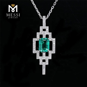 Collar de Diamantes y Esmeralda Sintética de 1.5ct en Oro Blanco de 18k Personalizado de Messi Jewelry - Product Image 3