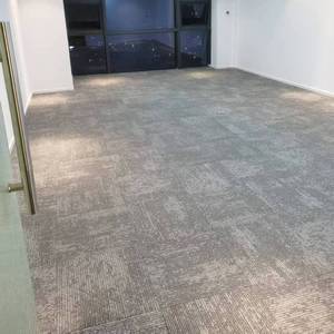 <span class=keywords><strong>Dalles</strong></span> de moquette de bureau 50x50, insonorisation, prix bas, <span class=keywords><strong>dalles</strong></span> de moquette bon marché, revêtement de <span class=keywords><strong>sol</strong></span> de bureau, <span class=keywords><strong>dalles</strong></span> de moquette carrées de luxe pour usage commercial - Product Image 5