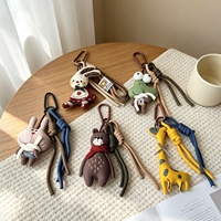 Pendentif en tissu fait main super mignon, motif animal de dessin animé, porte-clés tendance, accessoire de sac, charme adorable haut de gamme