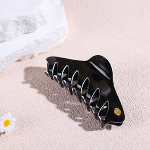 Acetate Hair <b>Clip</b> 13 Cm Gripper For Women Daily Use With Retro Design - Product Image 4