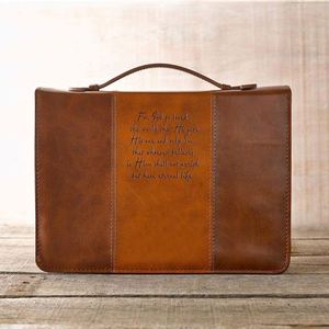 Échantillon gratuit : Housse de Bible en polyester imitation cuir marron, fermeture éclair résistante, sac à Bible - Product Image 2