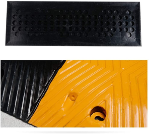 Zento Zones scolaires <span class=keywords><strong>zone</strong></span> de décélération limiteur de vitesse en caoutchouc jaune et <span class=keywords><strong>noir</strong></span> réfléchissant amovible - Product Image 5