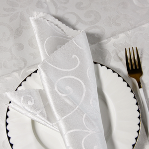 Serviettes <span class=keywords><strong>de</strong></span> <span class=keywords><strong>table</strong></span> en <span class=keywords><strong>tissu</strong></span> personnalisées, serviettes <span class=keywords><strong>de</strong></span> <span class=keywords><strong>table</strong></span> en satin pour mariage, serviettes <span class=keywords><strong>de</strong></span> <span class=keywords><strong>table</strong></span> en lin blanc, <span class=keywords><strong>tissu</strong></span> pour la <span class=keywords><strong>table</strong></span> à manger - Product Image 4