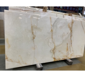 SHIHUI Wholesale High Quality Natural Stone Backlit <strong>White</strong> <strong>Onyx</strong> With Golden Veins Translucent Stone <strong>Slab</strong> for Villa Wall Decor