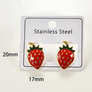 1 paire de boucles d'oreilles en acier inoxydable en forme de fraise pour femmes et filles, boucles d'oreilles pendantes colorées et mignonnes, bijoux tendance et charmants, cadeau - Product Image 2