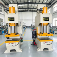 Presse hydraulique à quatre colonnes 200T à économie d'énergie, à bras unique, contrôlée par PLC, pour le cintrage, le poinçonnage et le redressage en atelier