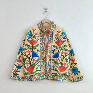 Chaqueta de Algodón Bordada Suzani, Abrigo Bohemio Hecho a Mano, Ropa de Moda Tribal para Festivales, Chaqueta de Algodón Suzani - Product Image 1