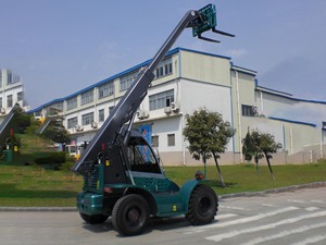 Chariot élévateur télescopique HNT30 de 3 tonnes avec mât à flèche multi-étages pour les travaux de manutention de matériaux de construction - Product Image 1