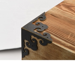 Protection d'<span class=keywords><strong>angle</strong></span> en fer de style Ming Qing chinois antique, couleur bronze/argent, motif nuage porte-bonheur, fixation facile, polyvalente pour meubles - Product Image 6