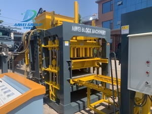 آلة صنع الطوب الأسمنتي Qt6 15 متوسطة الحجم لرصف الطرق في دكا، بنغلاديش - Product Image 5