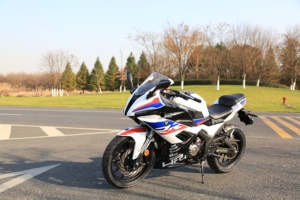 Moto sportive pour adultes JINSHUNHAO 450cc à double cylindre à essence avec une vitesse maximale de 130 km/h - Product Image 4