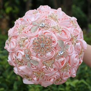Nuevo Rose Bud Handheld Wedding Ribbon Flower Rhinestone para <span class=keywords><strong>la</strong></span> graduación <span class=keywords><strong>de</strong></span> <span class=keywords><strong>la</strong></span> novia Acento floral <span class=keywords><strong>de</strong></span> <span class=keywords><strong>mano</strong></span> para ceremonias <span class=keywords><strong>de</strong></span> graduación - Product Image 1